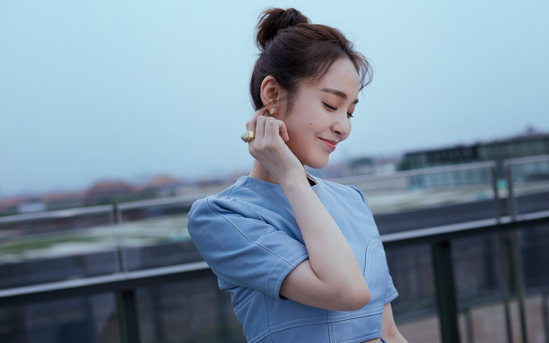 “生死瞬间:赛场上的危险时刻与救援奇迹”,生死瞬间视频集锦