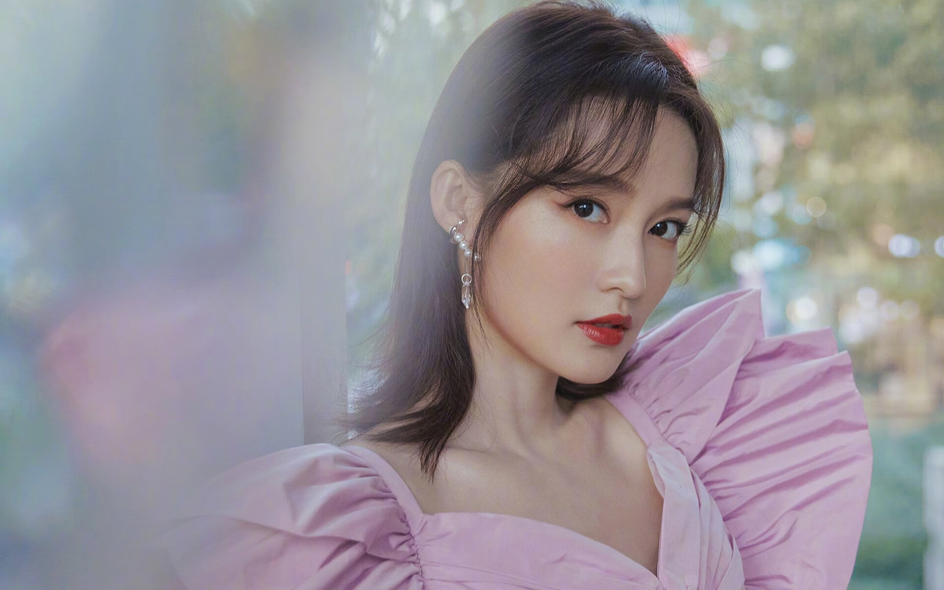 拜仁慕尼黑客场3-2逆转沙尔克04,艰难取胜,拜仁慕尼黑二客球衣