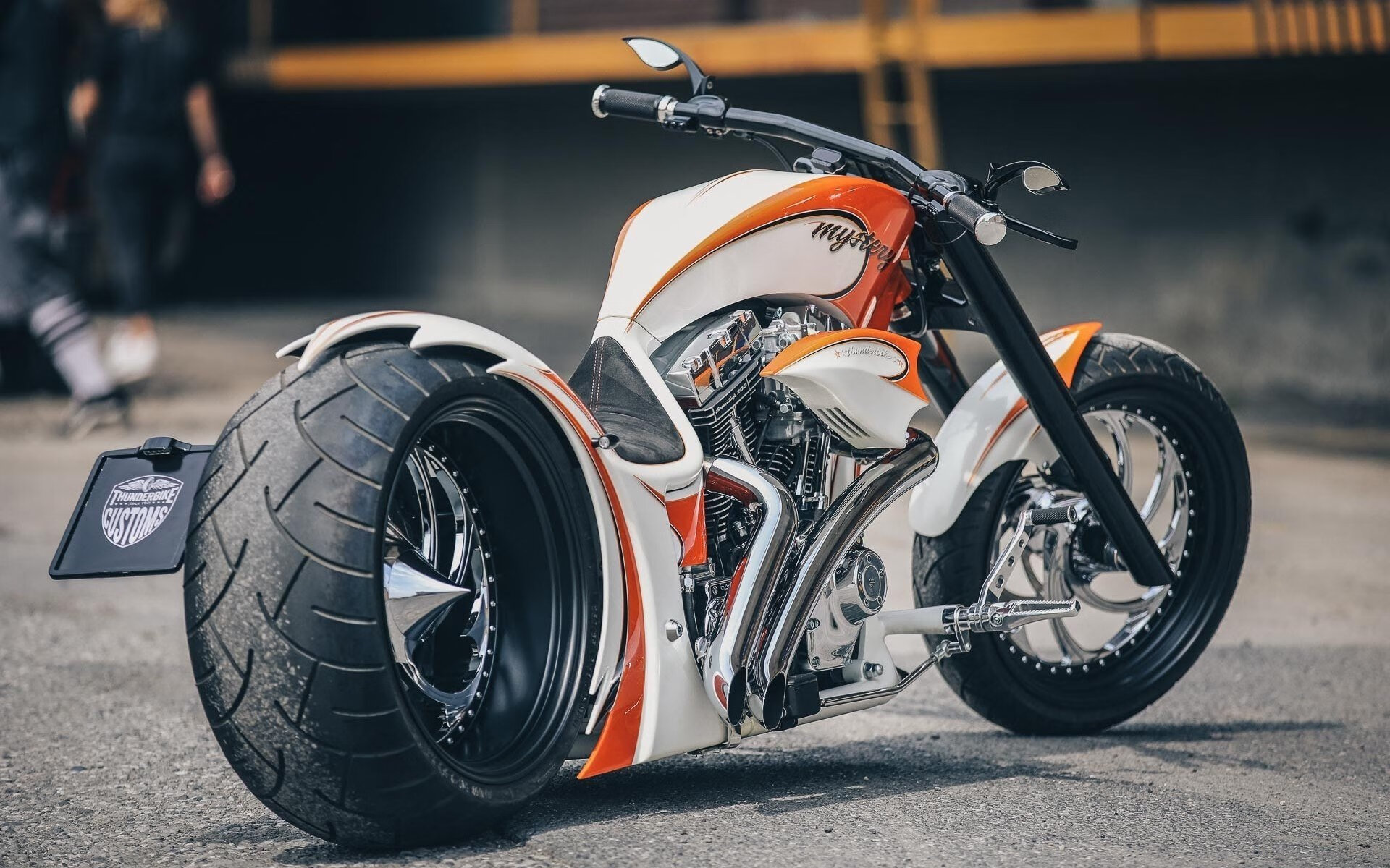 -英足总任命托马斯·图赫尔为新任主教练，将于2025年1月上任，英国足球队主教练