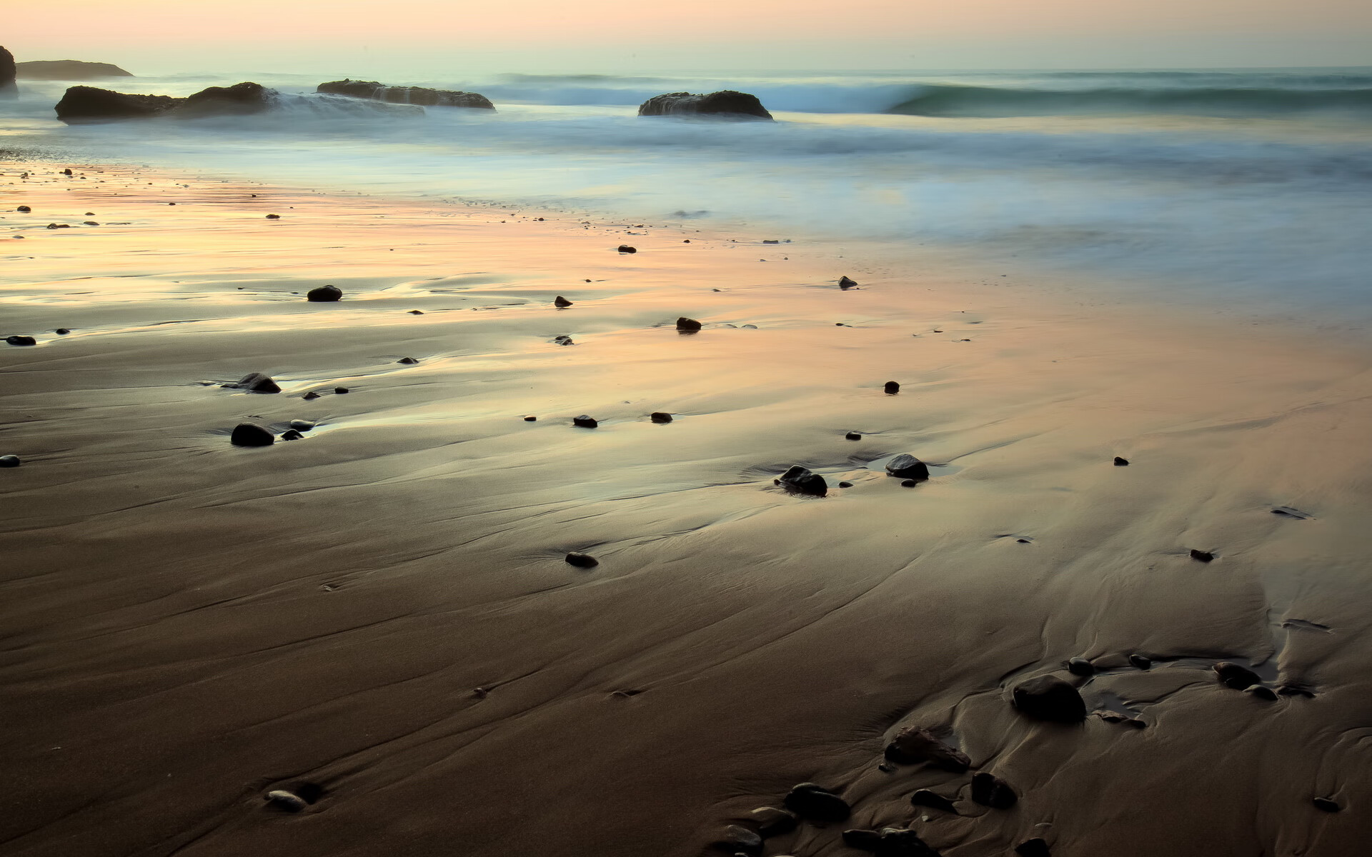 雄鹿险胜步行者,西部决赛中字母哥篮下统治全场,雄鹿队字母哥全名