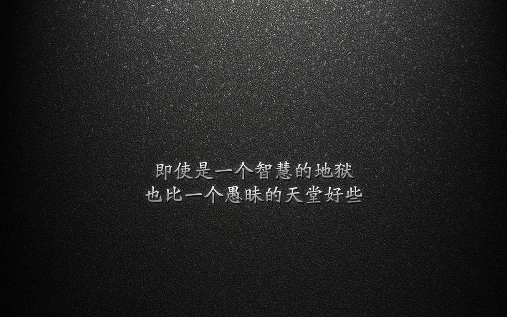 麦金托什女子800米自由泳决赛表现稳健，加拿大游泳运动员麦金托什